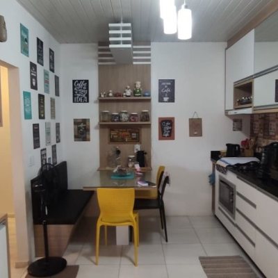Casa Residencial, no bairro São João Do Rio Vermelho em Florianópolis