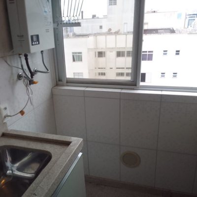 Apartamentos com 94m², 3 quartos, 1 suíte, 2 garagens, no bairro Estreito em Florianópolis