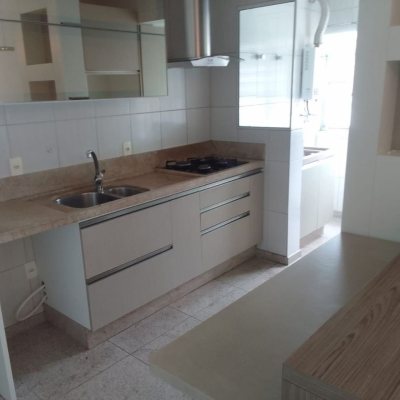 Apartamentos com 94m², 3 quartos, 1 suíte, 2 garagens, no bairro Estreito em Florianópolis
