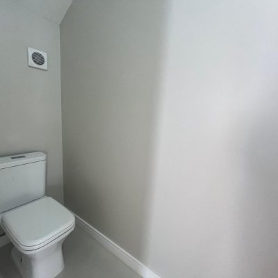 Casa Residencial com 150m², 3 quartos, 1 suíte, 2 garagens, no bairro Carianos em Florianópolis