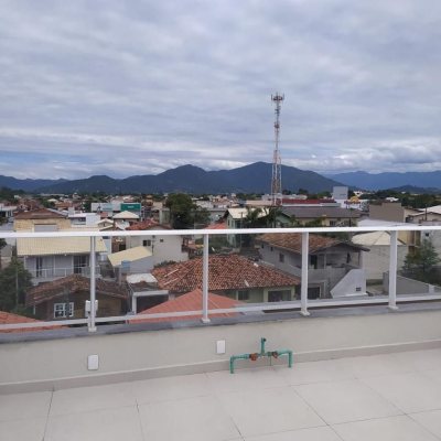 Cobertura com 138m², 2 quartos, 1 suíte, 2 garagens, no bairro Campeche em Florianópolis