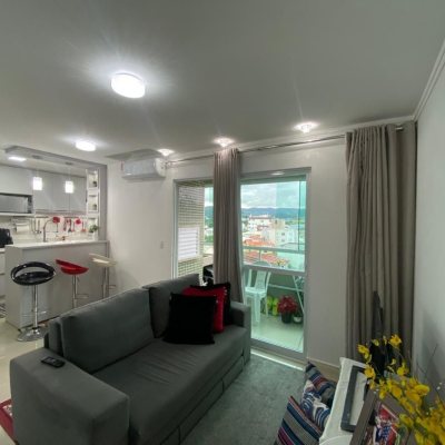 Apartamentos com 75m², 2 quartos, 1 suíte, 1 garagem, no bairro Centro em Palhoça