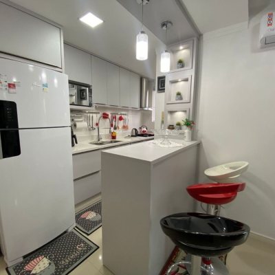 Apartamentos com 75m², 2 quartos, 1 suíte, 1 garagem, no bairro Centro em Palhoça