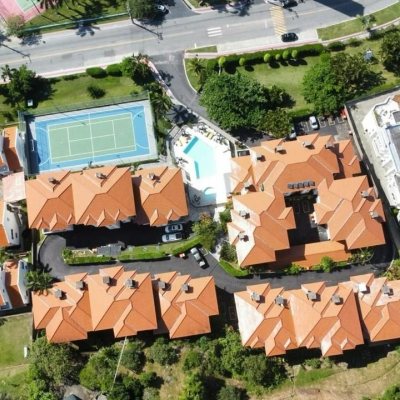 Apartamentos com 76m², 3 quartos, 1 suíte, 2 garagens, no bairro Praia Brava em Florianópolis