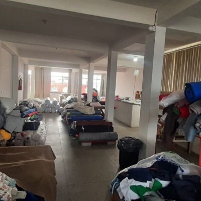 Predio com 750m², 1 garagem, no bairro Ponte do Imaruim em Palhoça