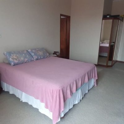 Predio com 750m², 1 garagem, no bairro Ponte do Imaruim em Palhoça