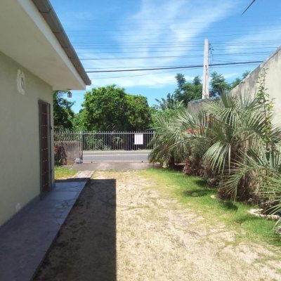 Casa Residencial com 125m², 3 quartos, 5 garagens, no bairro Tapera da Base em Florianópolis