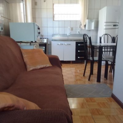 Casa Residencial com 125m², 3 quartos, 5 garagens, no bairro Tapera da Base em Florianópolis