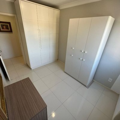 Cobertura com 118m², 3 quartos, 1 suíte, 2 garagens, no bairro Trindade em Florianópolis