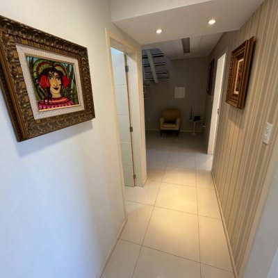 Cobertura com 118m², 3 quartos, 1 suíte, 2 garagens, no bairro Trindade em Florianópolis