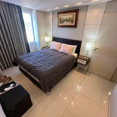 Cobertura com 118m², 3 quartos, 1 suíte, 2 garagens, no bairro Trindade em Florianópolis