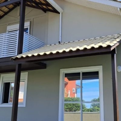 Casa em Condomínio com 250m², 3 quartos, 1 suíte, 4 garagens, no bairro Sambaqui em Florianópolis