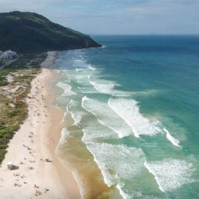 Apartamentos com 184m², 4 quartos, 3 suítes, 2 garagens, no bairro Ingleses do Rio Vermelho em Florianópolis