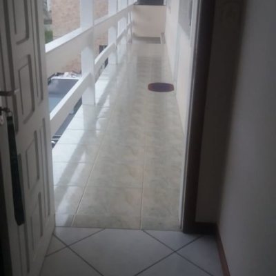 Casa Residencial/Comercial com 563m², 2 garagens, no bairro Ingleses do Rio Vermelho em Florianópolis