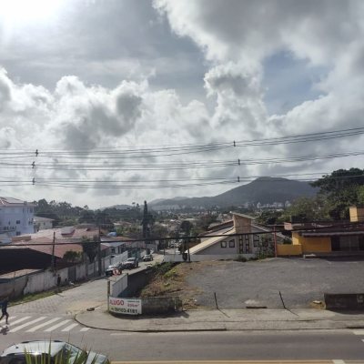 Apartamentos com 82m², 3 quartos, 1 suíte, no bairro Córrego Grande em Florianópolis