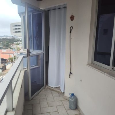 Apartamentos com 82m², 3 quartos, 1 suíte, no bairro Córrego Grande em Florianópolis