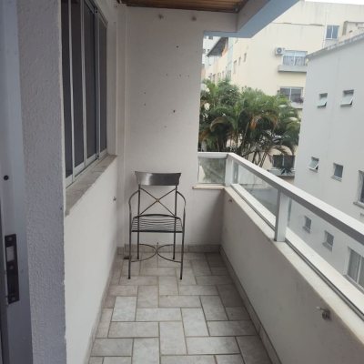 Apartamentos com 82m², 3 quartos, 1 suíte, no bairro Córrego Grande em Florianópolis