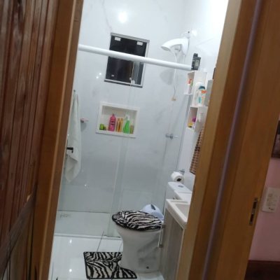 Casa Residencial com 100m², 2 quartos, 1 garagem, no bairro São João Do Rio Vermelho em Florianópolis