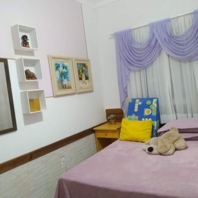 Casa Residencial com 100m², 2 quartos, 1 garagem, no bairro São João Do Rio Vermelho em Florianópolis