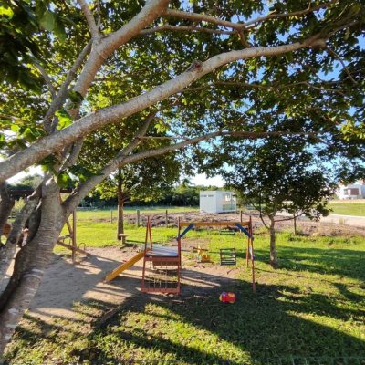 Casa Residencial com 97m², 2 quartos, 2 suítes, 10 garagens, no bairro Ribeirão da Ilha em Florianópolis