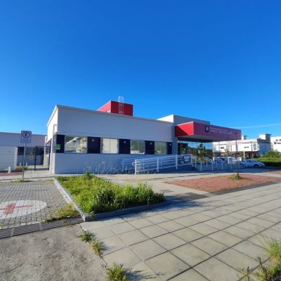 Casa Residencial com 97m², 2 quartos, 2 suítes, 10 garagens, no bairro Ribeirão da Ilha em Florianópolis