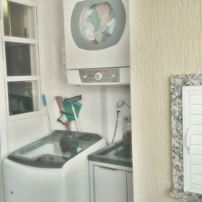 Apartamentos com 92m², 3 quartos, 1 suíte, 1 garagem, no bairro Barreiros em São José