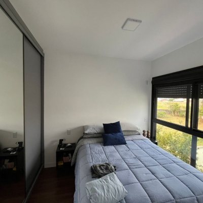 Casa Residencial com 175m², 3 quartos, 1 suíte, 2 garagens, no bairro Campeche em Florianópolis