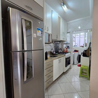 Apartamentos com 64m², 2 quartos, 1 garagem, no bairro Kobrasol em São José