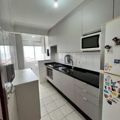 Apartamentos com 63m², 2 quartos, 1 garagem, no bairro Praia Comprida em São José