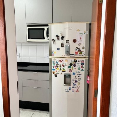 Apartamentos com 63m², 2 quartos, 1 garagem, no bairro Praia Comprida em São José