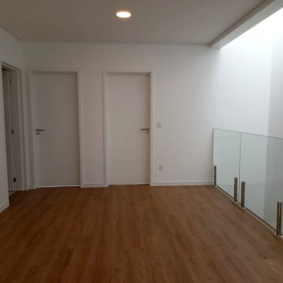 Casa em Condomínio com 216m², 3 quartos, 1 suíte, 2 garagens, no bairro Beira Rio em Biguaçu