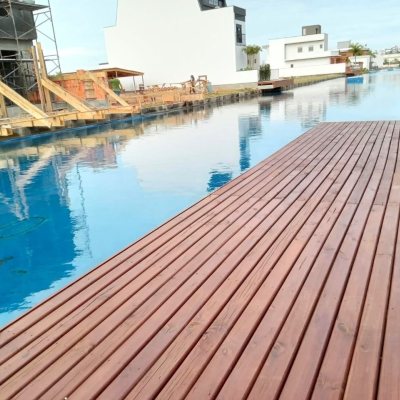 Casa em Condomínio com 216m², 3 quartos, 1 suíte, 2 garagens, no bairro Beira Rio em Biguaçu