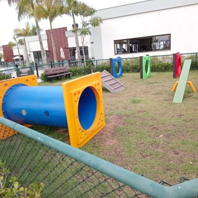 Casa em Condomínio com 216m², 3 quartos, 1 suíte, 2 garagens, no bairro Beira Rio em Biguaçu