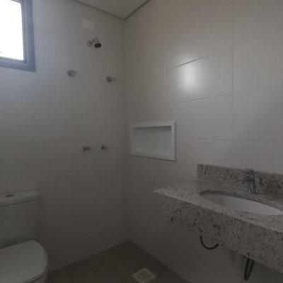 Apartamentos com 72m², 3 quartos, 1 suíte, 1 garagem, no bairro Carvoeira em Florianópolis