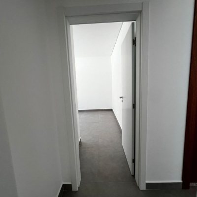 Casa em Condomínio com 220m², 4 quartos, 4 suítes, 2 garagens, no bairro Cachoeira Do Bom Jesus em Florianópolis