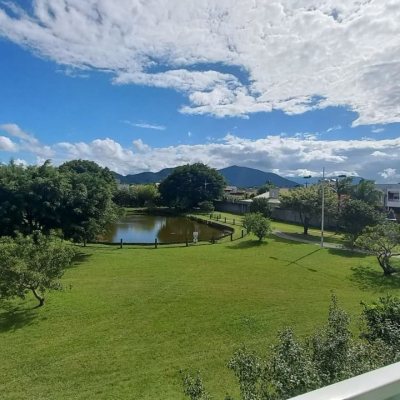 Casa em Condomínio com 214m², 4 quartos, 1 suíte, 3 garagens, no bairro Campeche em Florianópolis