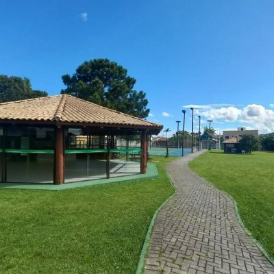 Casa em Condomínio com 214m², 4 quartos, 1 suíte, 3 garagens, no bairro Campeche em Florianópolis