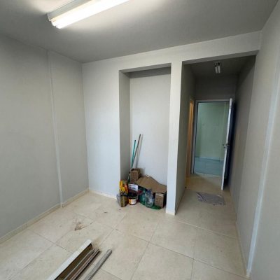 Sala com 25m², no bairro Centro em Florianópolis