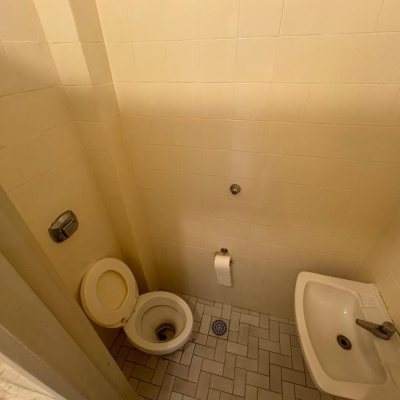 Sala com 25m², no bairro Centro em Florianópolis