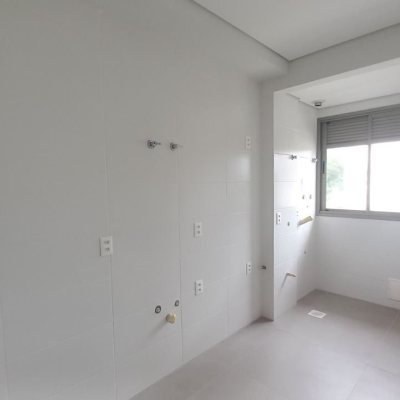 Apartamentos com 76m², 3 quartos, 1 suíte, 1 garagem, no bairro Carvoeira em Florianópolis