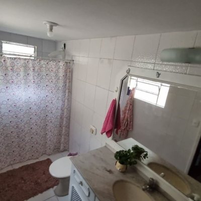 Casa Residencial com 274m², 5 quartos, 3 suítes, 4 garagens, no bairro Itaguaçu em Florianópolis