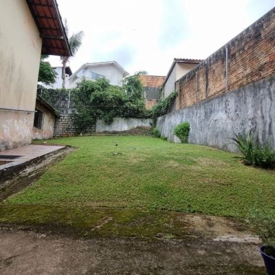 Casa Residencial com 274m², 5 quartos, 3 suítes, 4 garagens, no bairro Itaguaçu em Florianópolis