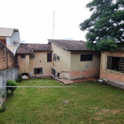 Casa Residencial com 274m², 5 quartos, 3 suítes, 4 garagens, no bairro Itaguaçu em Florianópolis