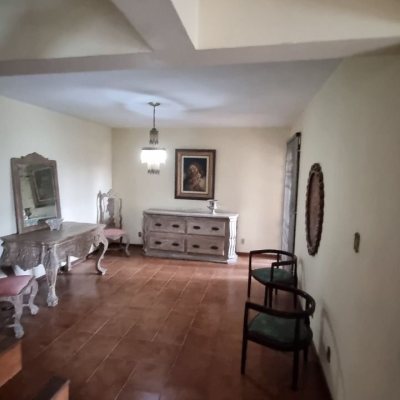 Casa Residencial com 274m², 5 quartos, 3 suítes, 4 garagens, no bairro Itaguaçu em Florianópolis