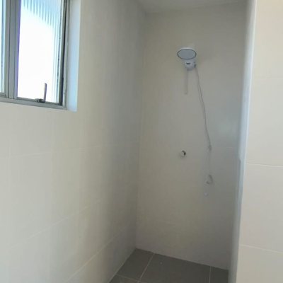 Cobertura com 117m², 2 quartos (sendo 1 suíte), 2 garagens, no bairro Capoeiras em Florianópolis