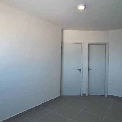 Cobertura com 117m², 2 quartos (sendo 1 suíte), 2 garagens, no bairro Capoeiras em Florianópolis