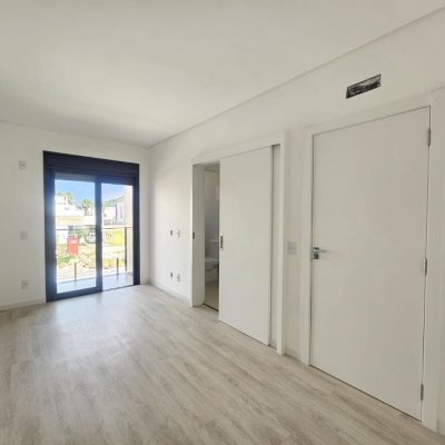 Casa em Condomínio com 179m², 3 quartos, 1 suíte, 2 garagens, no bairro Beira Rio em Biguaçu