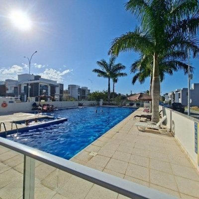 Casa em Condomínio com 179m², 3 quartos, 1 suíte, 2 garagens, no bairro Beira Rio em Biguaçu