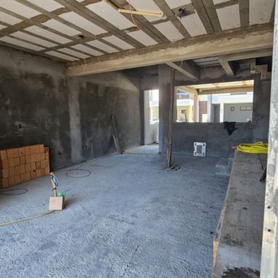 Casa em Condomínio com 179m², 3 quartos, 1 suíte, 2 garagens, no bairro Beira Rio em Biguaçu