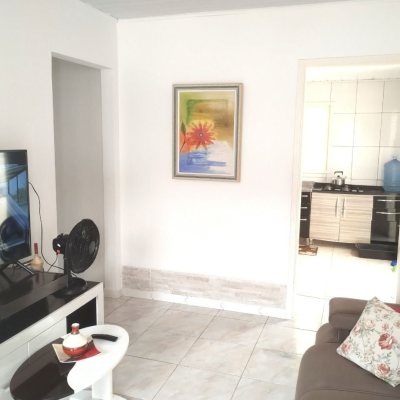 Casa Residencial com 120m², 3 quartos, 1 suíte, 4 garagens, no bairro São Sebastião em Palhoça